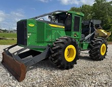 2020 John Deere 648LII